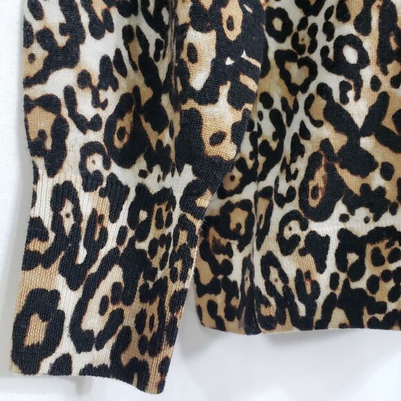 Talbots Womens Sweater Small Pure Merino Wool Lightweight Pullover Animal Print - Picture 4 of 9